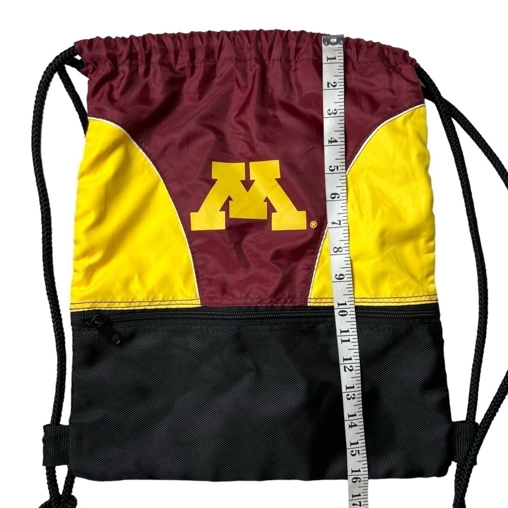Minnesota Golden Gophers Nike Thermal Long Sleeve Hockey Drawstring Backpack MN - Picture 10 of 11